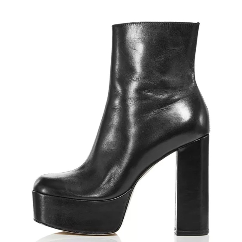 Platform Booties by Aqua. Size 6.5